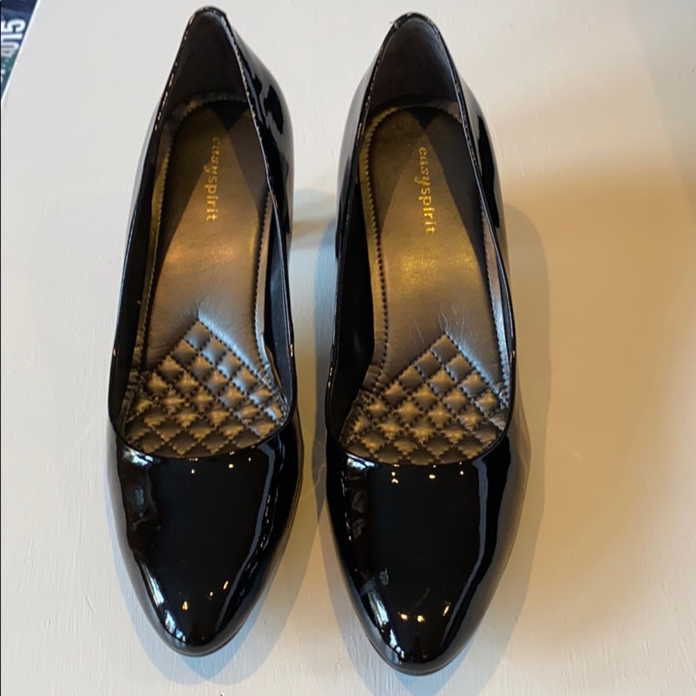 Easy Spirit (Macy’s) black Esquota patent leather